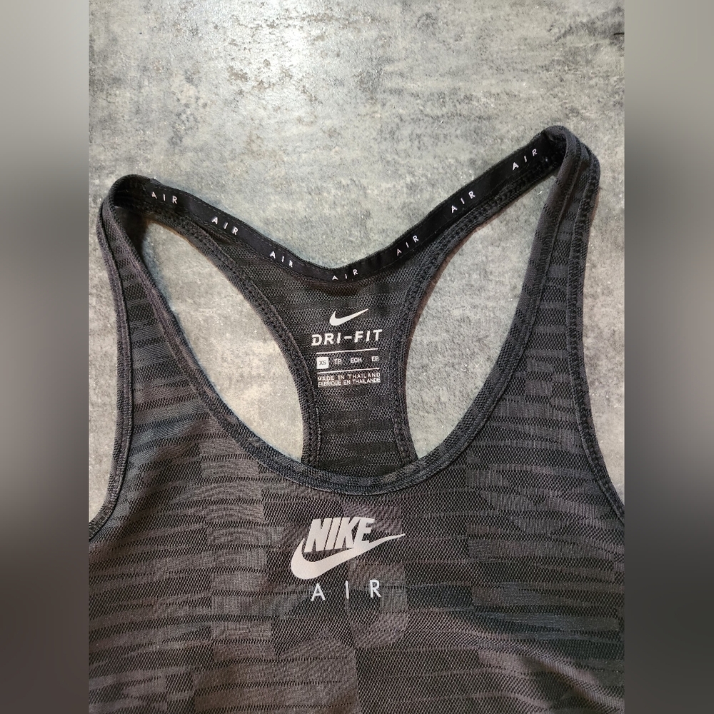 Nike Razorback - Picture 2 of 4